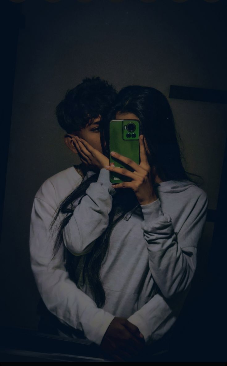 Couple Dp (10) Couple Dp (10)