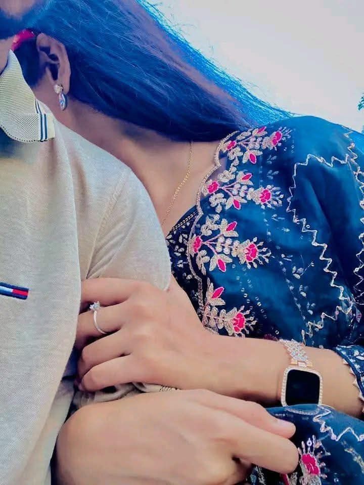 Couple Dp (21) Couple Dp (21)