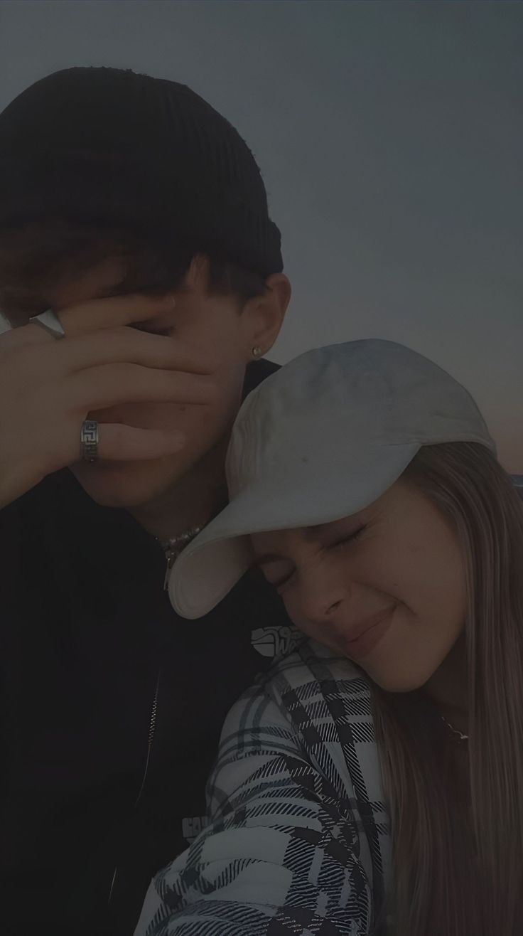 Couple Dp (6) Couple Dp (6)