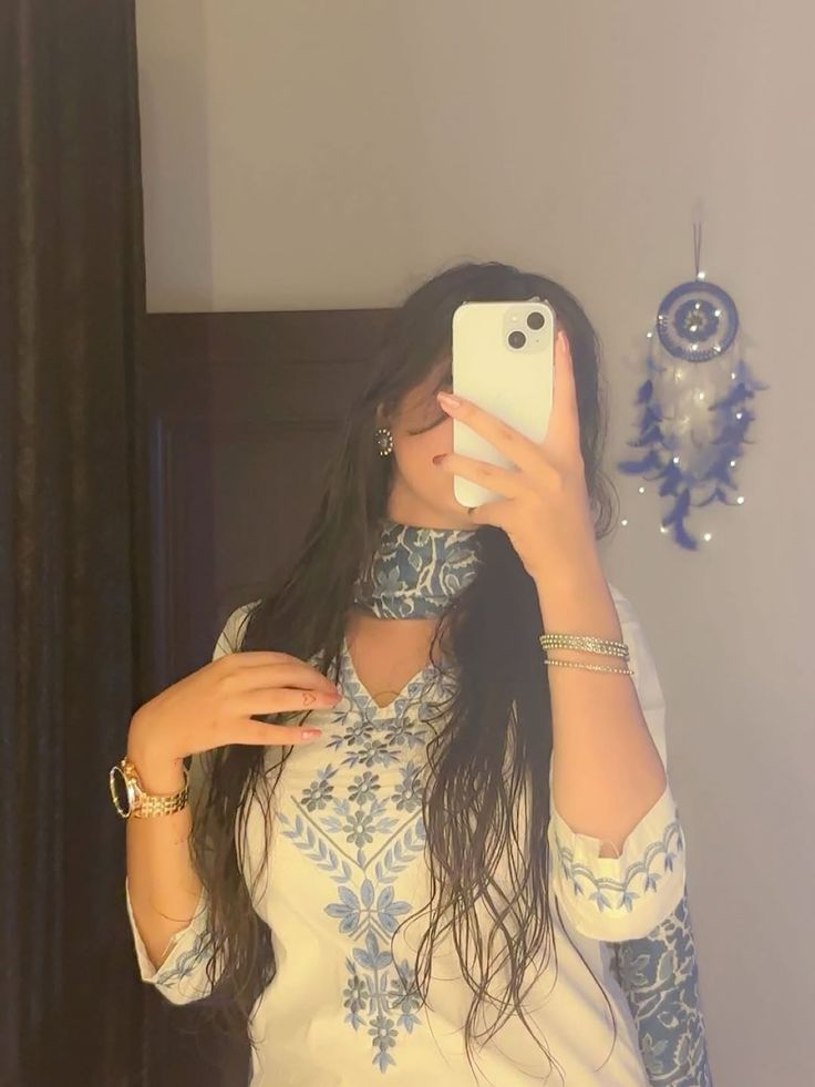 Cute Girl Pic (16) Cute Girl Pic (16)