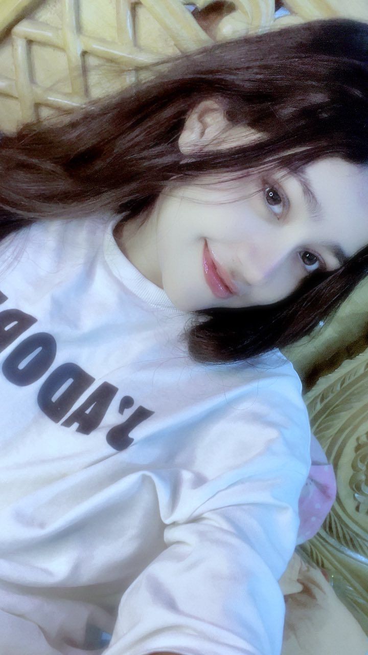 Single Girl Dp (20) Single Girl Dp (20)