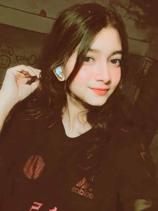 Single Girl Dp (23) Single Girl Dp (23)